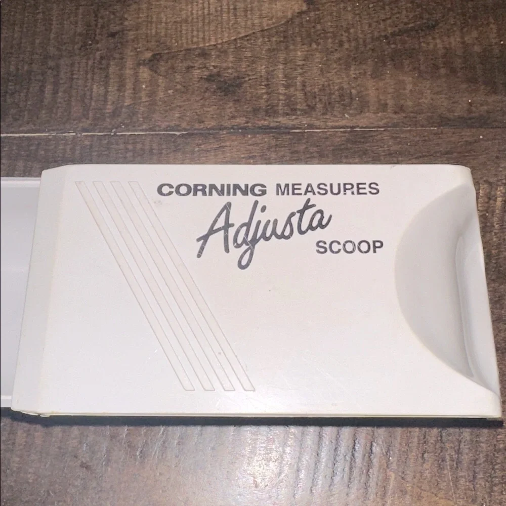Corning measures asjusta White Adjustable Scoop